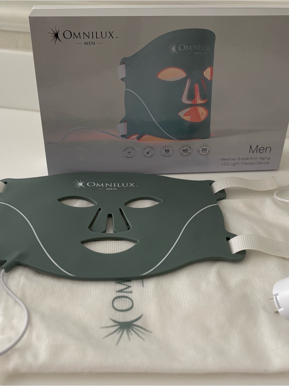 Omnilux Men LED Light Therapy Mask in Green